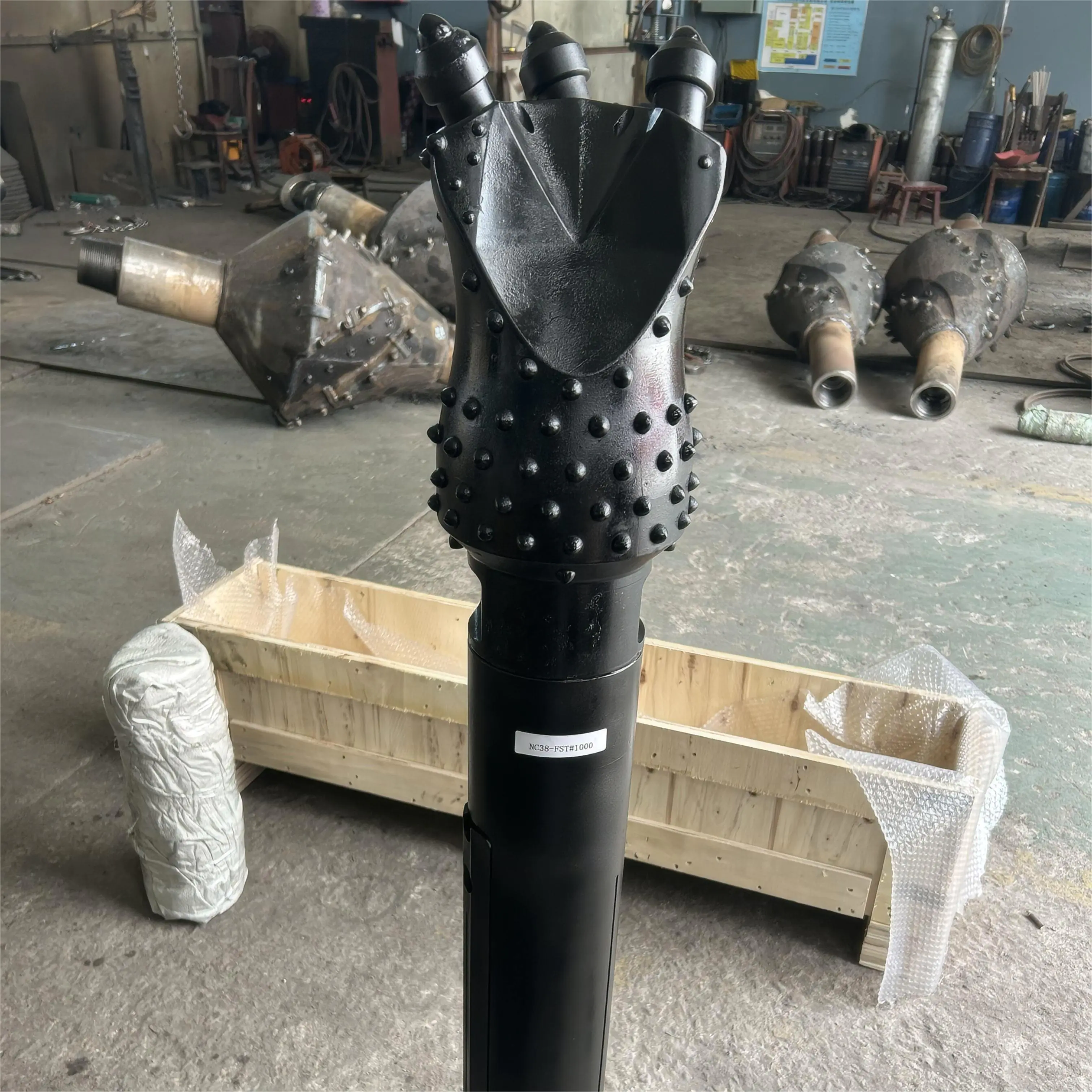 Sonde Housing with Eagle Claw Bit
